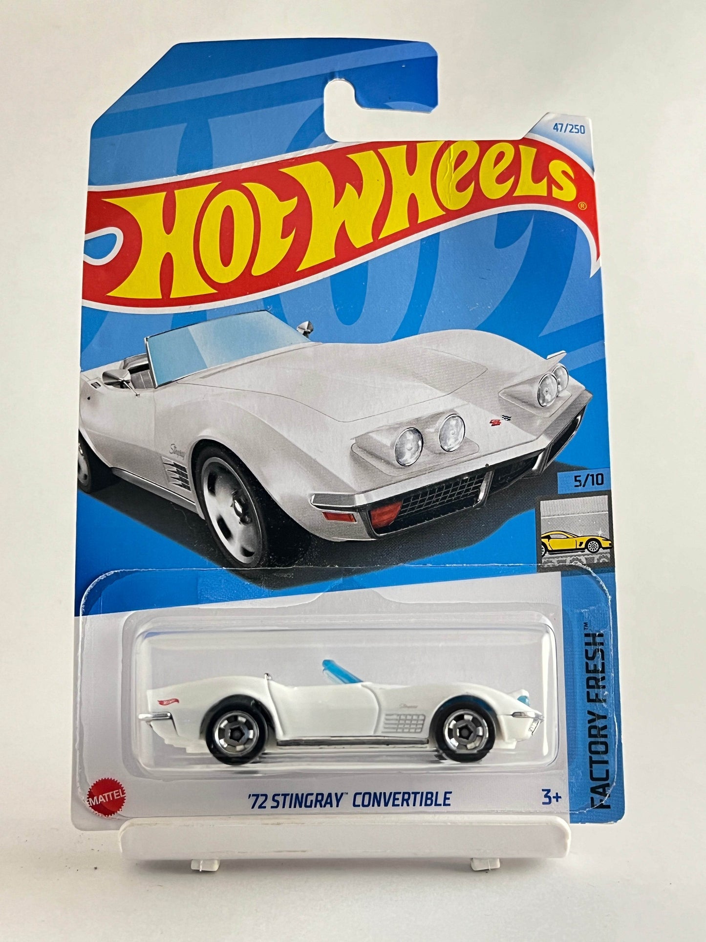 72 STINGRAY CONVERTIBLE -WHITE- 4B - Its Fun