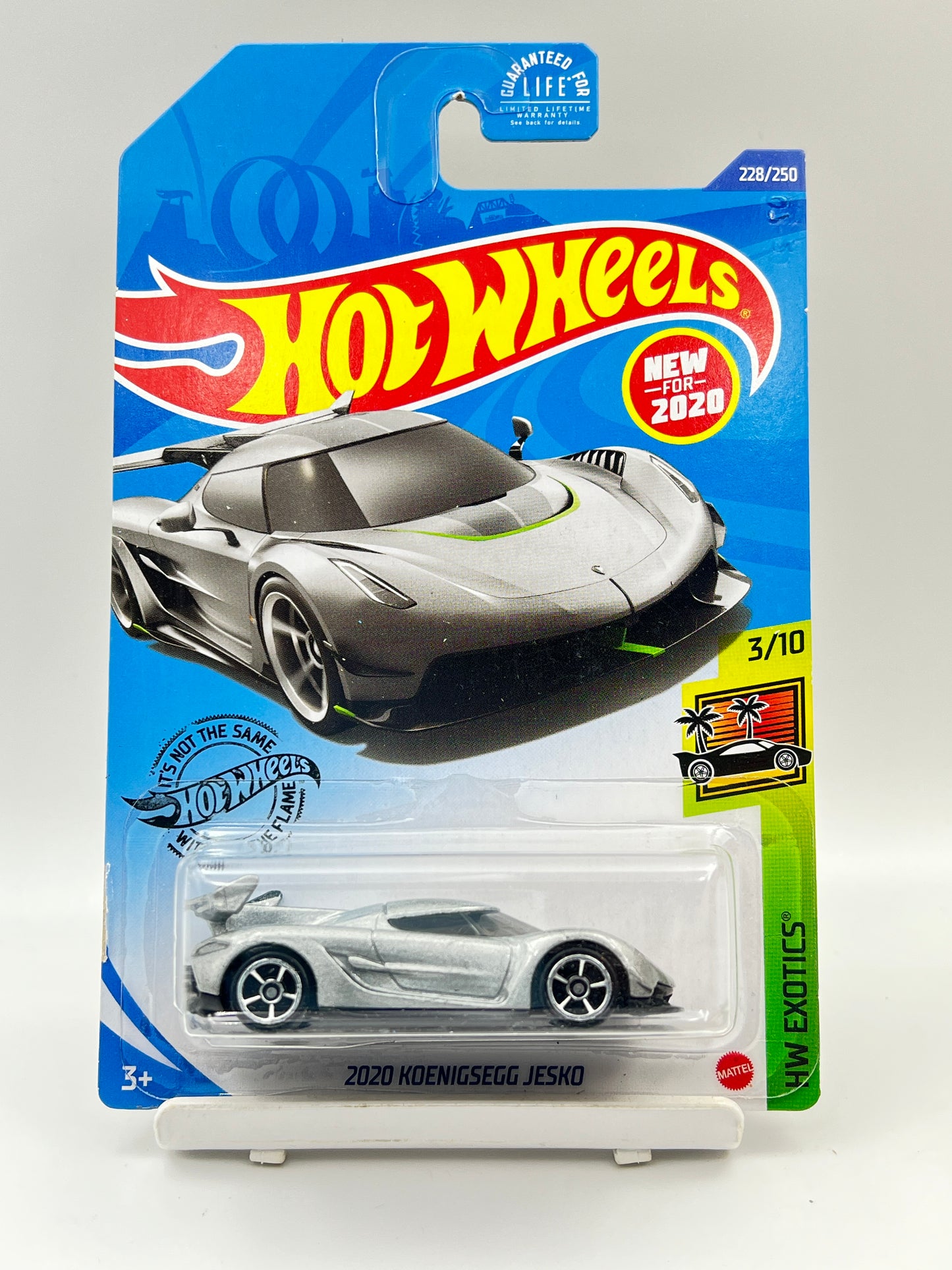 IMPORTED - HOT WHEELS -  2020 KOENIGSEGG JESKO - SILVER - 2A