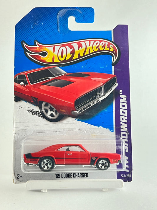 69 DODGE CHARGER - RED - 2A - Its Fun- Hot wheels - matchbox - diecast