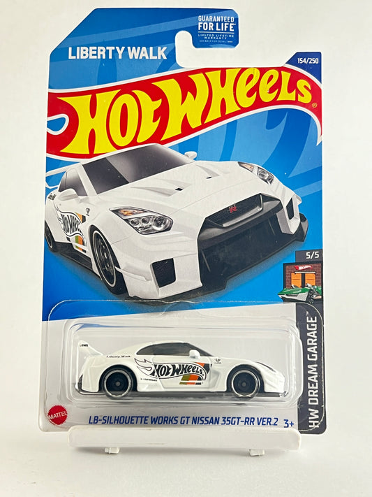 MILD BLISTER CRACK - LB-SILHOUETTE WORKS GT NISSAN 35GT-RR VER.2 - 4F