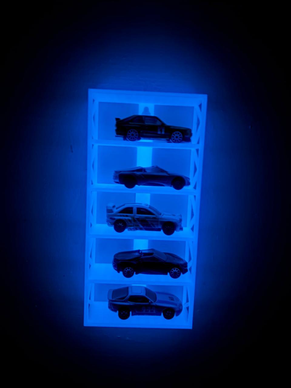 GLOW IN THE DARK - WALL STAND - BLUE