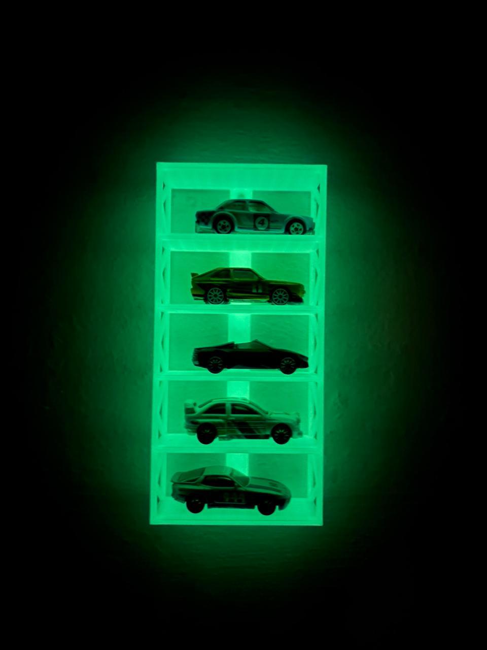 GLOW IN THE DARK - WALL STAND - GREEN