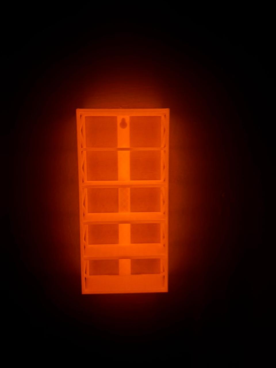 GLOW IN THE DARK - WALL STAND - ORANGE