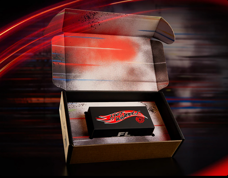 RLC - HOT WHEELS x FUTURA LABORATORIES MITSUBISHI 3000GT VR-4