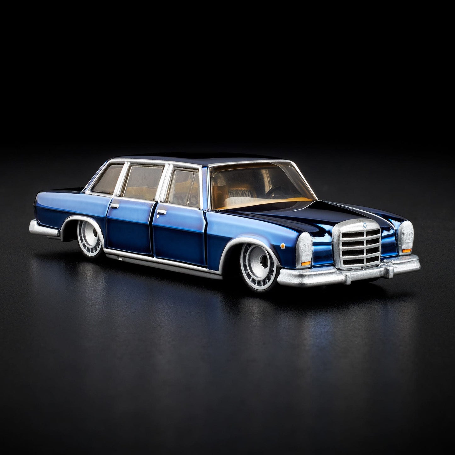 RLC - SEALED - MERCEDES BENZ 600