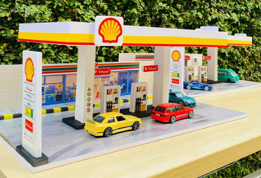 SELF ASSEMBLING - SHELL PETROL STATION DIAROMA DISPLAY