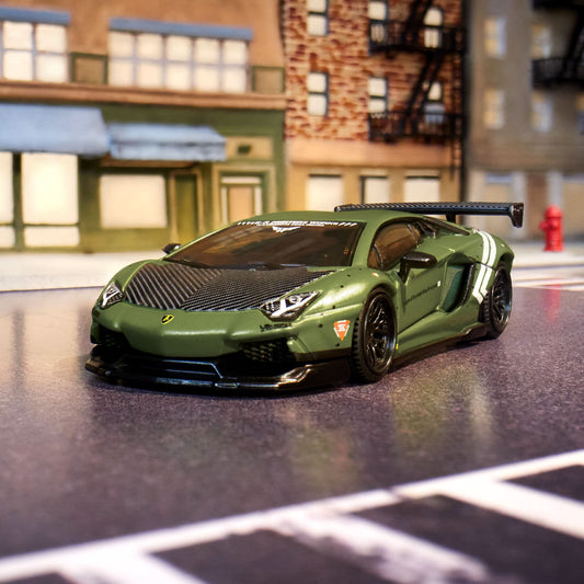 ELITE64 - LBWK LAMBORGHINI AVENTADOR LP 700-4 - COMES WITH PROTECTOR