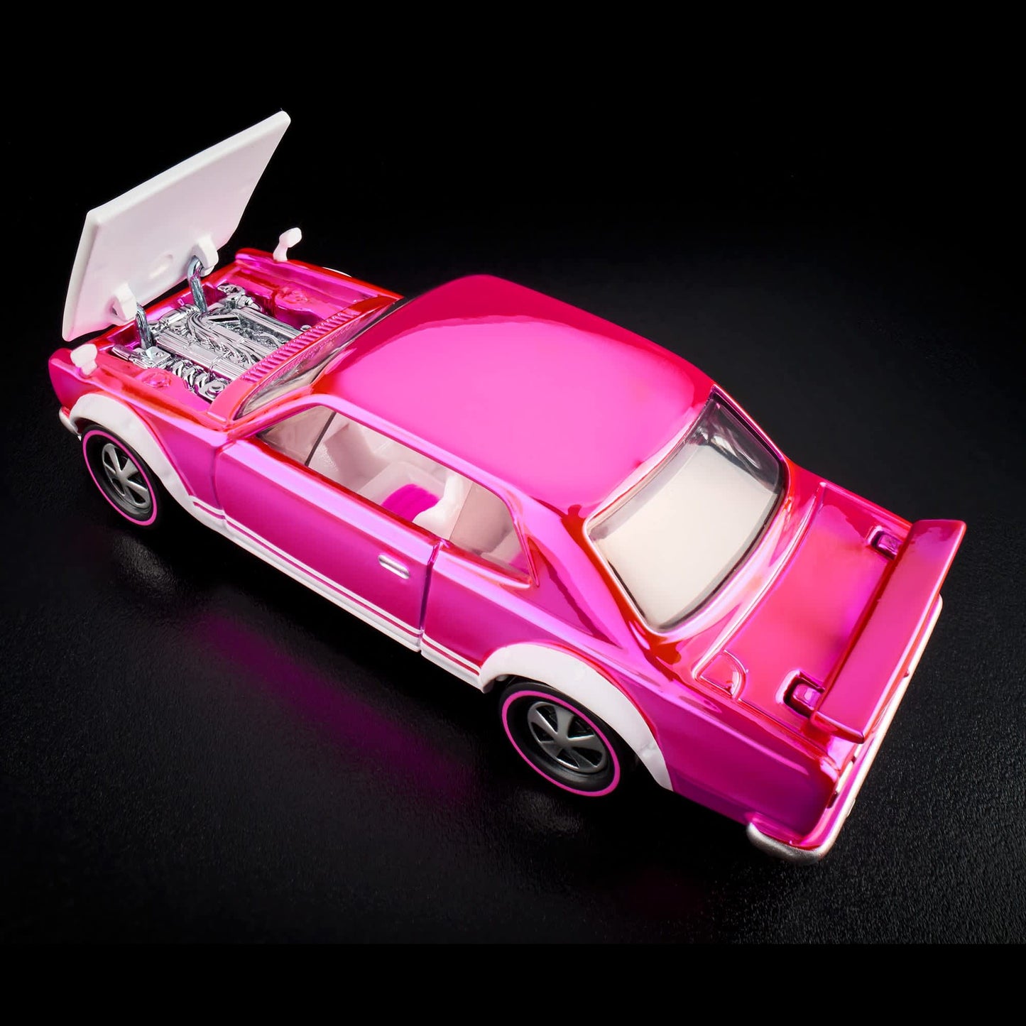 RLC - 1972 SKYLINE H/T 2000GT-R - PINK