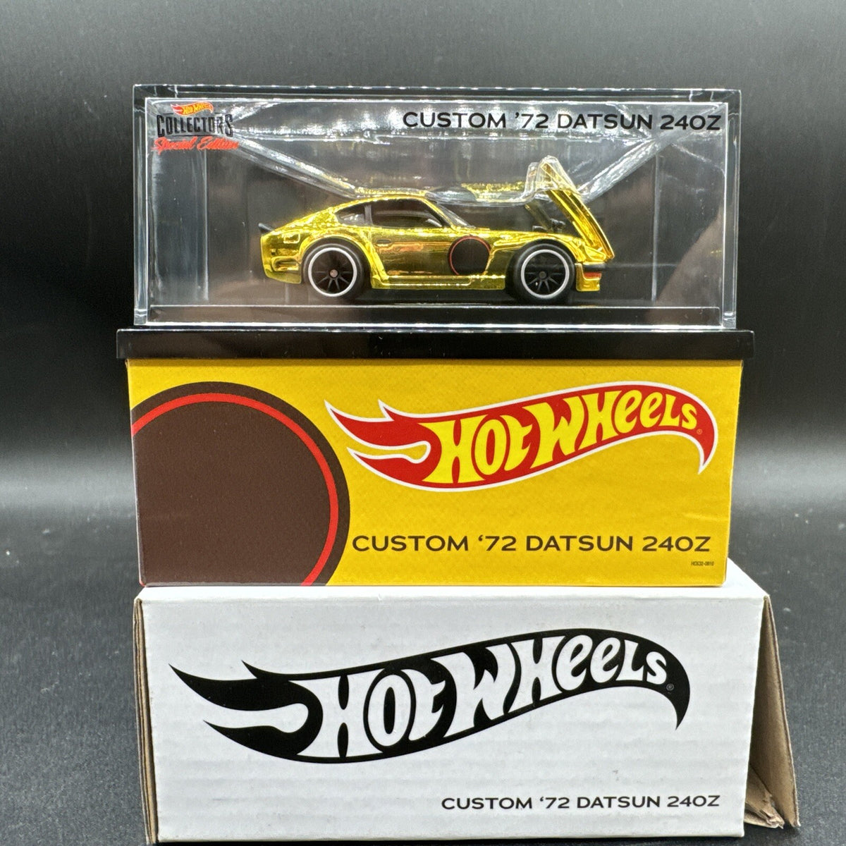 RLC SPECIAL EDITION - LIMITED TO 25000 PIECES - (24438/25000) - CUSTOM 72 DATSUN 240Z - GOLD - ZX1