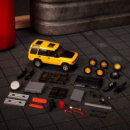 HOT WHEELS - ELITE64 - 94 LAND ROVER DISCOVERY - MOD SHOP - OUTER BOX HAVE SOFT CORNERS